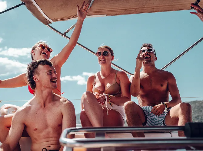 Testimonial card image