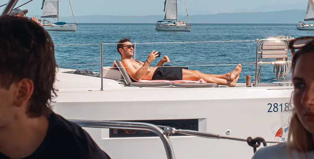 Billing options card background image