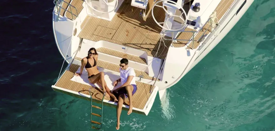 Premium travel option card image